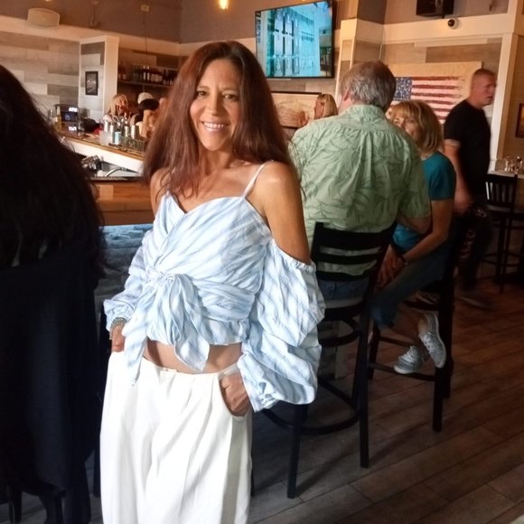 Hot & Delicious Tops - Hot & Delicious Women's Blue White Stiped Bell Sleeve tie Cropped Top M NWT 198